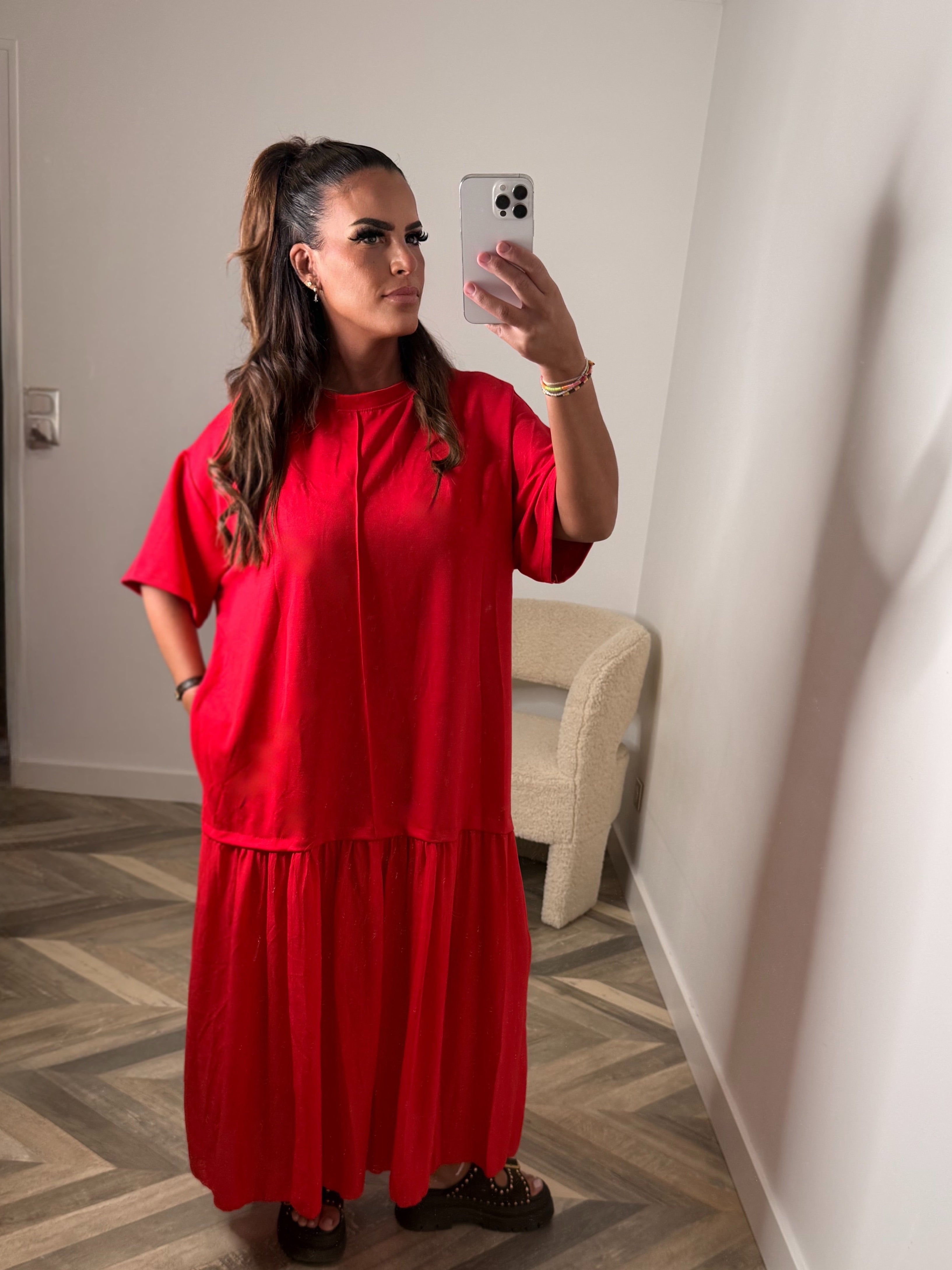 ROBE LONGUE OVERSIZE À VOLANTS